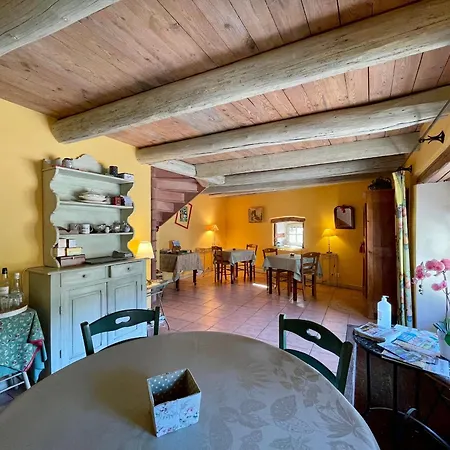 Bed and Breakfast Deux Pieces Charmantes Avec Salles D'eau Privees A - Fr-1-582-493